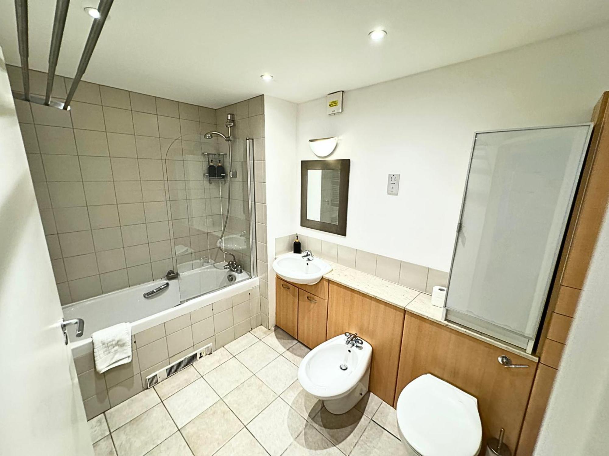 The Heart Of Kensington Mews - 3 Bedrooms House-Private Entrance-Hyde Park Walk Away-Green Park 9 Minutes Underground- The Best Of London With Glamour Of Kensington Екстериор снимка