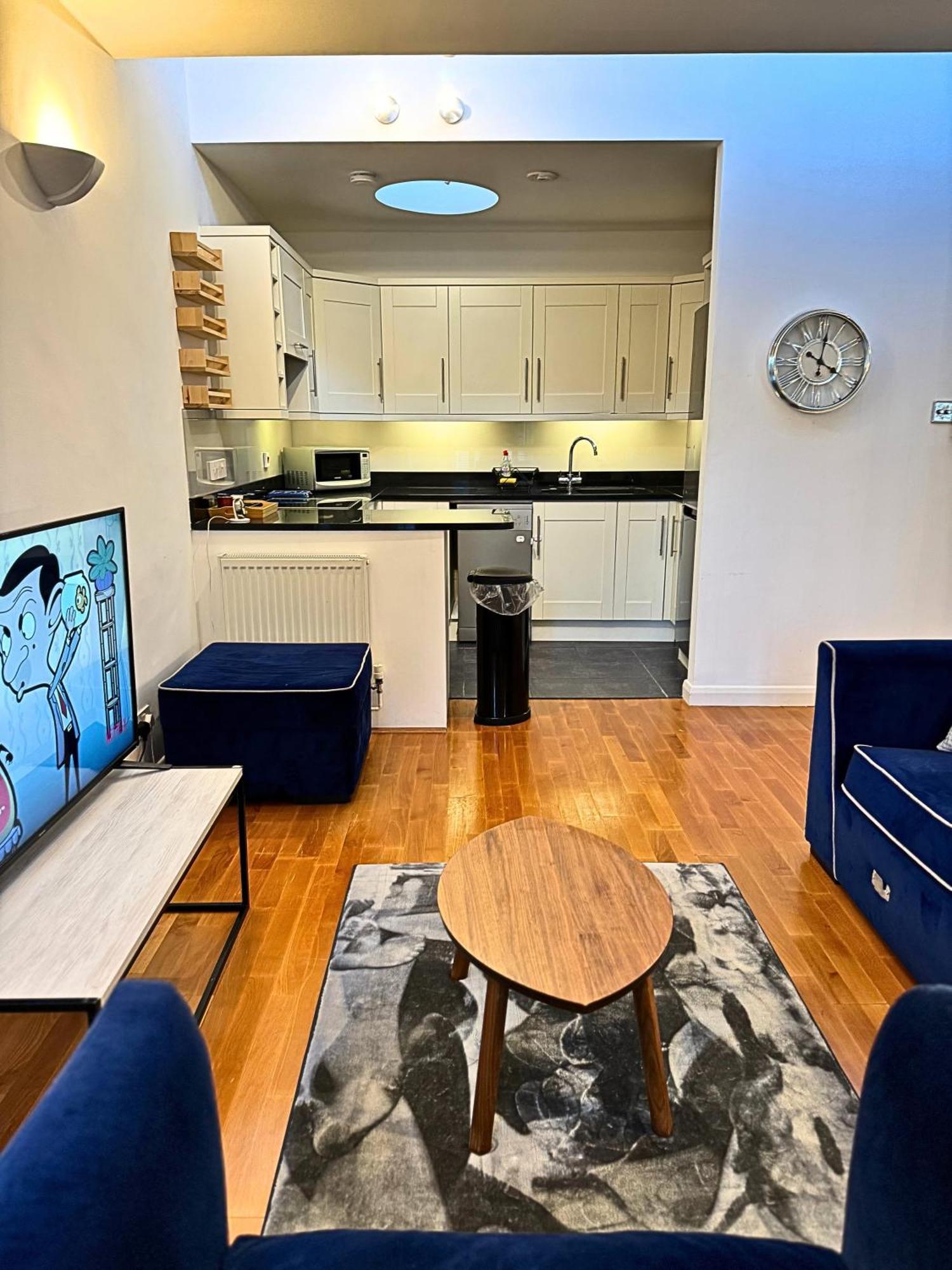 The Heart Of Kensington Mews - 3 Bedrooms House-Private Entrance-Hyde Park Walk Away-Green Park 9 Minutes Underground- The Best Of London With Glamour Of Kensington Екстериор снимка