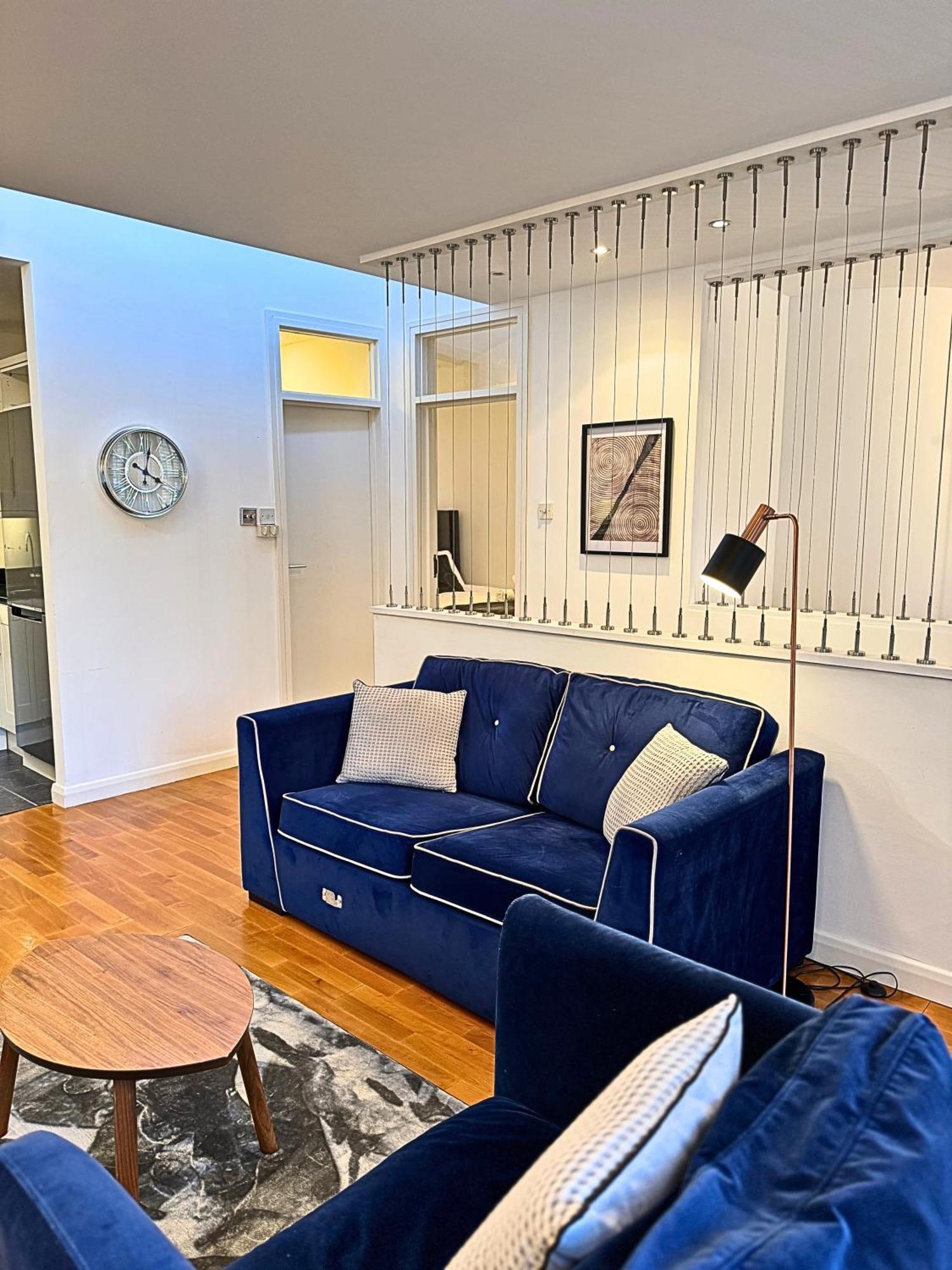 The Heart Of Kensington Mews - 3 Bedrooms House-Private Entrance-Hyde Park Walk Away-Green Park 9 Minutes Underground- The Best Of London With Glamour Of Kensington Екстериор снимка