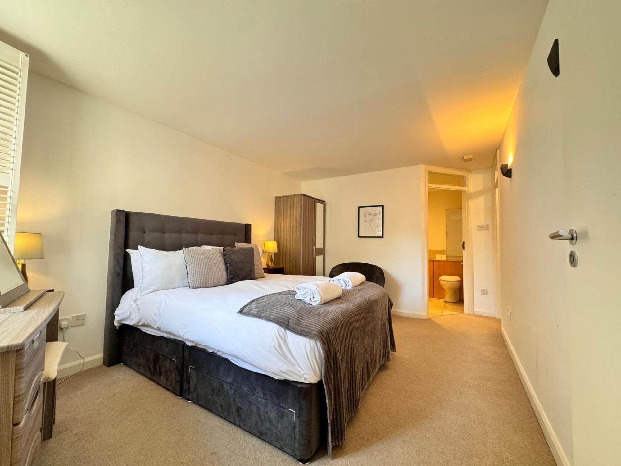 The Heart Of Kensington Mews - 3 Bedrooms House-Private Entrance-Hyde Park Walk Away-Green Park 9 Minutes Underground- The Best Of London With Glamour Of Kensington Екстериор снимка